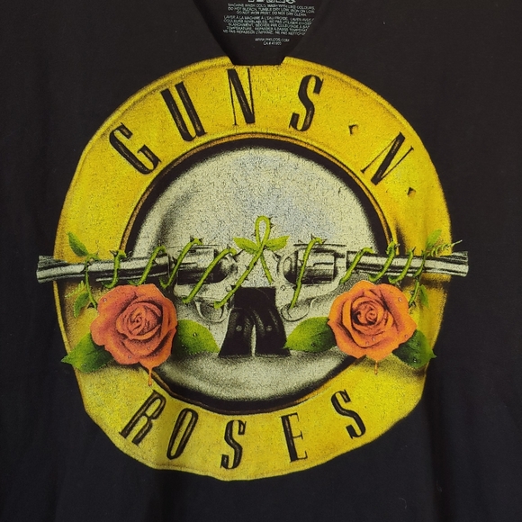 2017 Guns N' Roses Official Bullet Logo Short Sleeve T-Shirt Size Medium - Picture 10 of 13